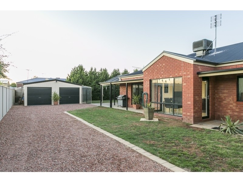 12  Julian Court, Epsom VIC 3551