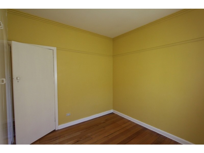 22 Nish Street, Flora Hill VIC 3550