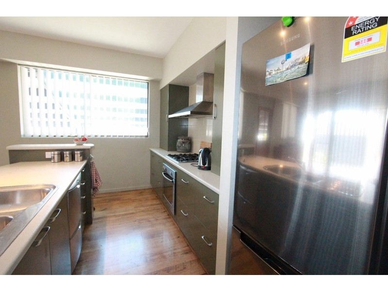 17 Lowe Street, Kangaroo Flat VIC 3555