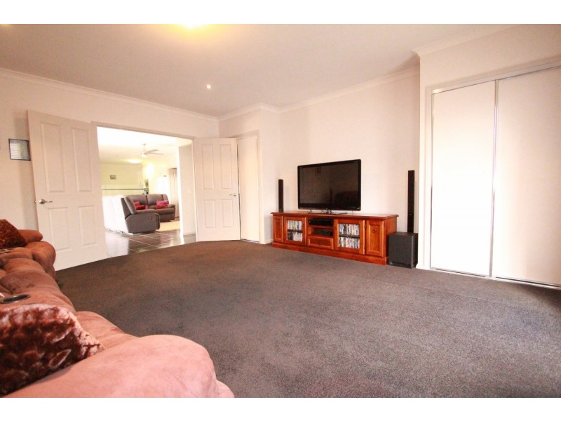 10 Nirimba Court, Ascot VIC 3551