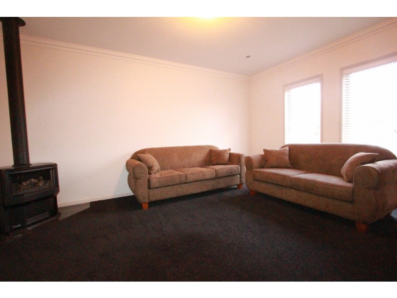 10 Nirimba Court, Ascot VIC 3551