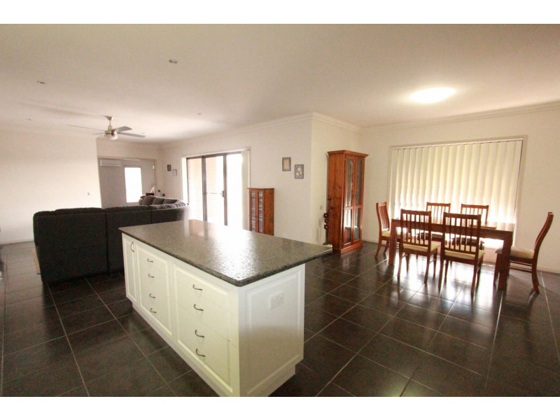 10 Nirimba Court, Ascot VIC 3551