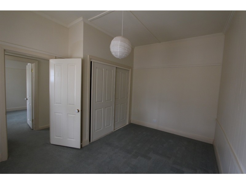 16 Mitchell Street, Heathcote VIC 3523