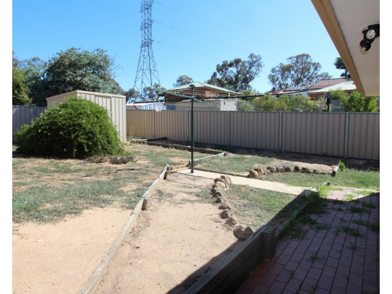 19 Davey Close, Flora Hill VIC 3550