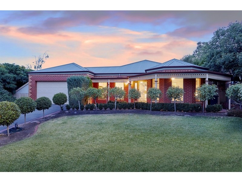 4 Gumnut Rise, Strathdale VIC 3550