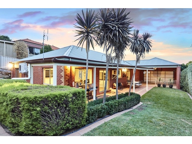 4 Gumnut Rise, Strathdale VIC 3550