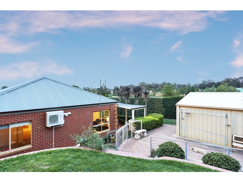 4 Gumnut Rise, Strathdale VIC 3550