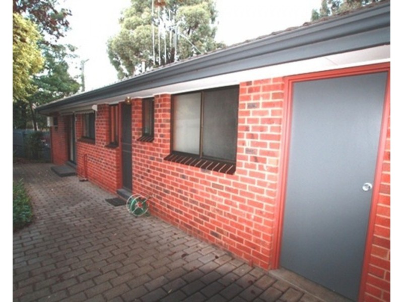 1/3 Minto Street, Quarry Hill VIC 3550