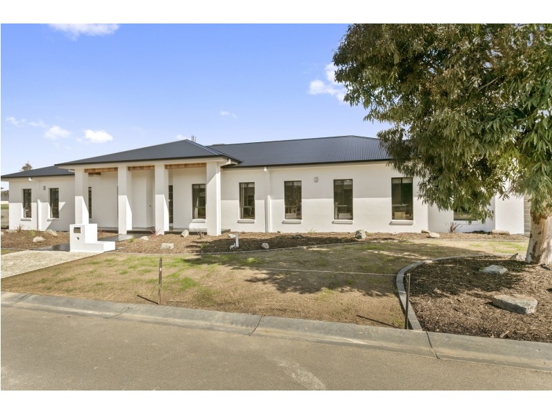 31 Regent Street, Strathfieldsaye VIC 3551