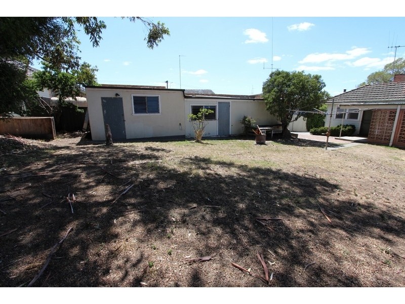 2 Nankoor Street, Golden Square VIC 3555