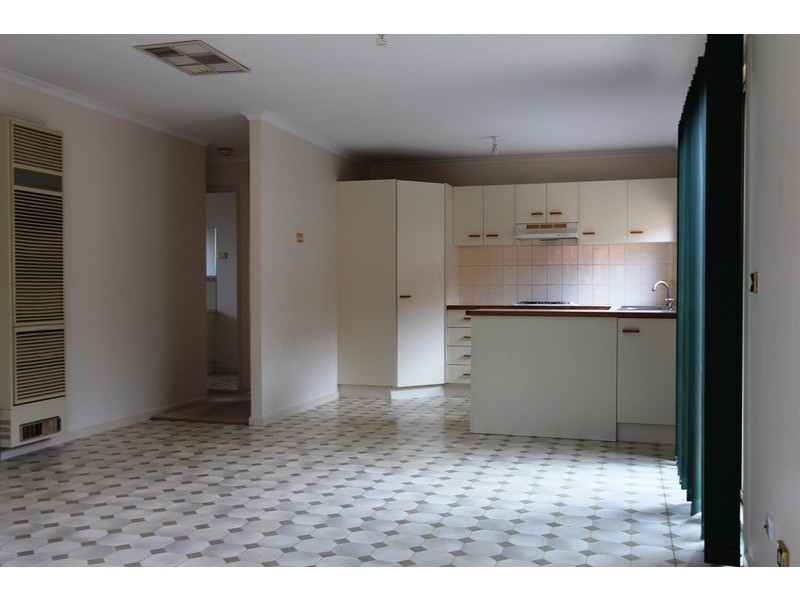 8 Sunrise Court, Strathdale VIC 3550