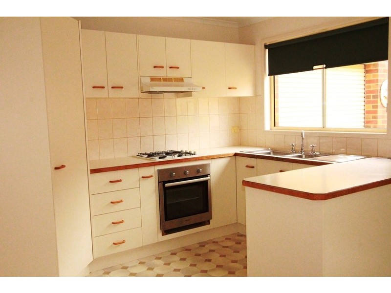 8 Sunrise Court, Strathdale VIC 3550