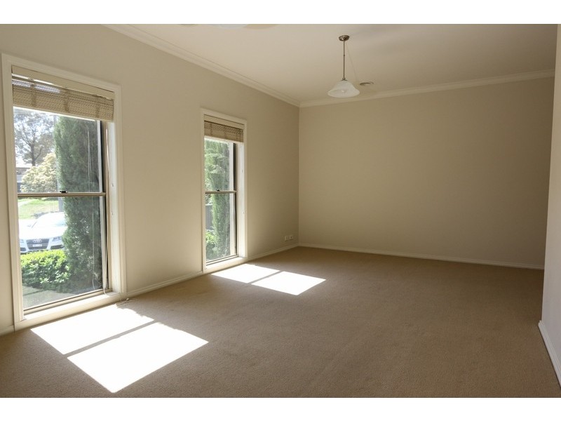 11 Aviary Court, Strathdale VIC 3550