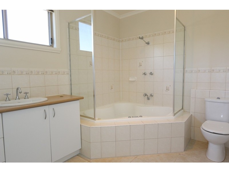 11 Aviary Court, Strathdale VIC 3550