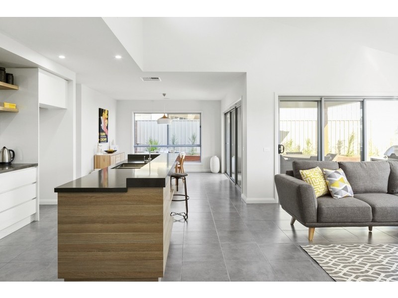 11 Park Village Terrace, Strathfieldsaye VIC 3551