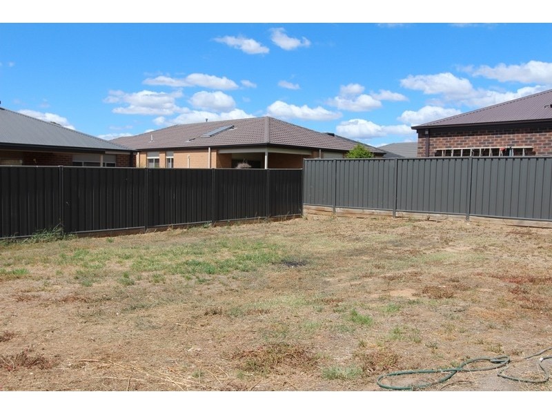 62 Kingston Drive, Eaglehawk VIC 3556