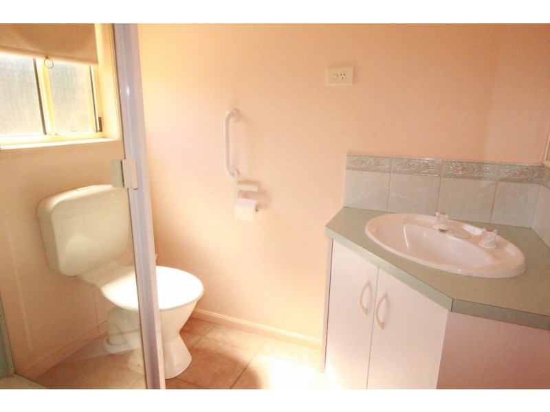 10 Elvey Drive, Kangaroo Flat VIC 3555