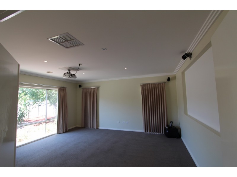 9 Marlo Court, Strathdale VIC 3550