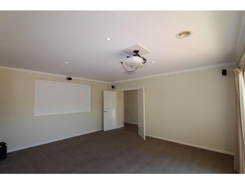 9 Marlo Court, Strathdale VIC 3550