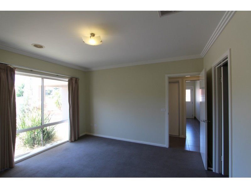 9 Marlo Court, Strathdale VIC 3550