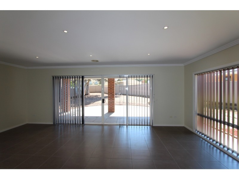 9 Marlo Court, Strathdale VIC 3550