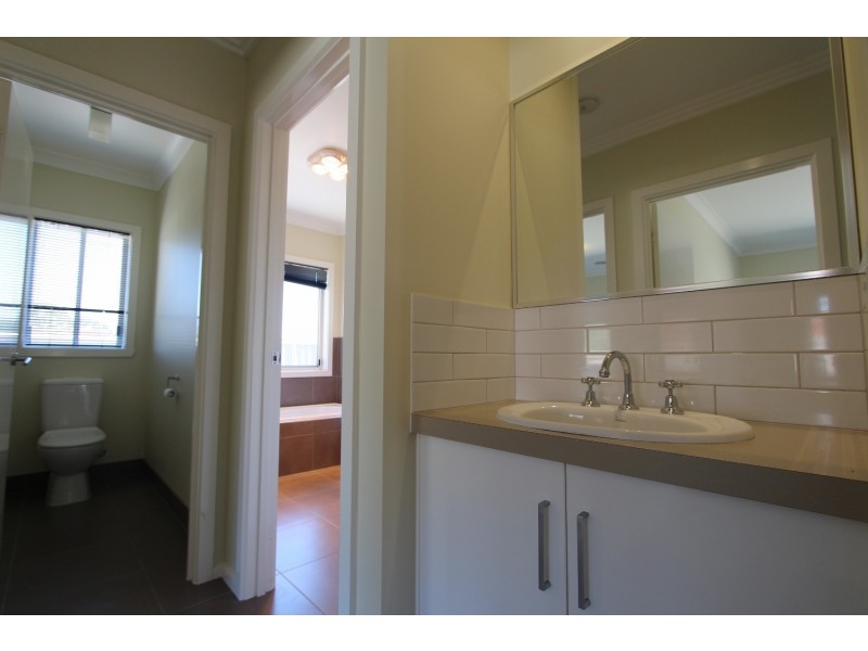 9 Marlo Court, Strathdale VIC 3550