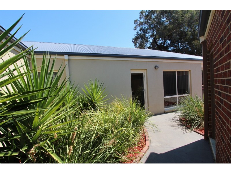 9 Marlo Court, Strathdale VIC 3550