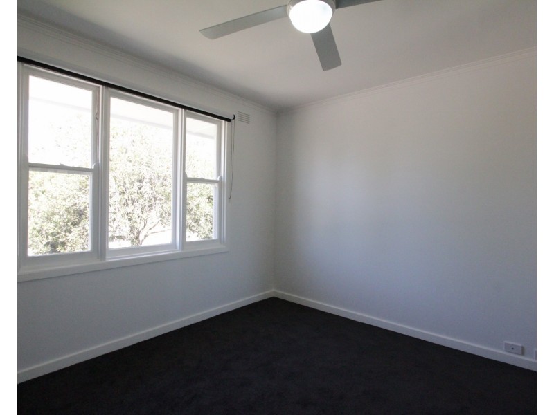 19 Hayes Street, Ironbark VIC 3550