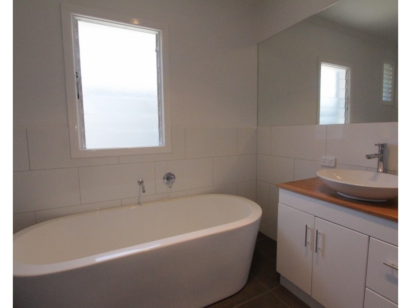 19 Hayes Street, Ironbark VIC 3550