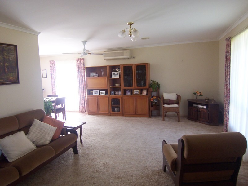 2A Alliance Avenue, California Gully VIC 3556