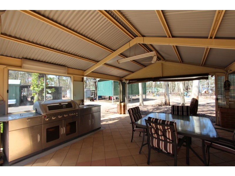 96 East Road, Huntly VIC 3551