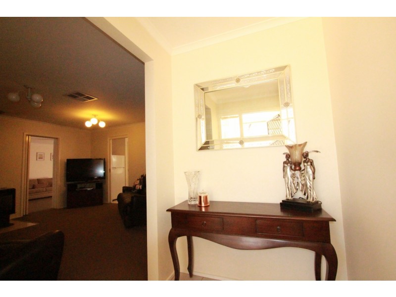 96 East Road, Huntly VIC 3551