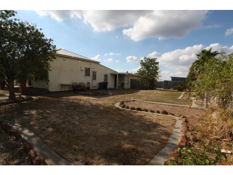 6 Thorpe Street, California Gully VIC 3556