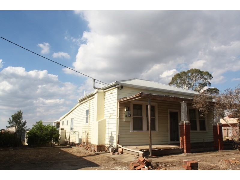 6 Thorpe Street, California Gully VIC 3556