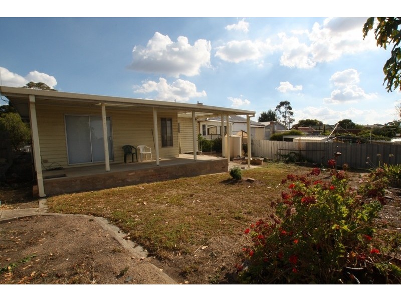 6 Thorpe Street, California Gully VIC 3556