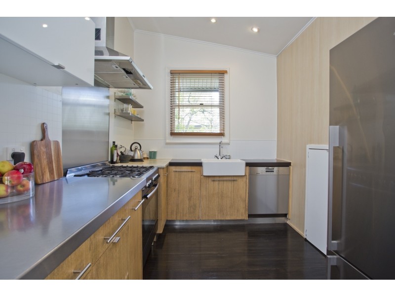 69 Miller Street, Quarry Hill VIC 3550