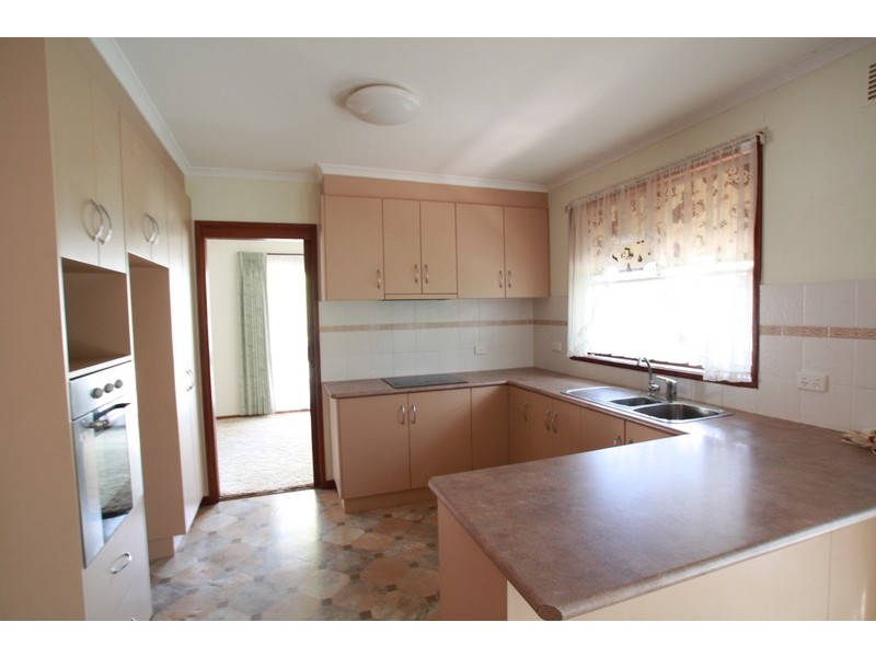 29 Ridgeway Crescent, Kennington VIC 3550