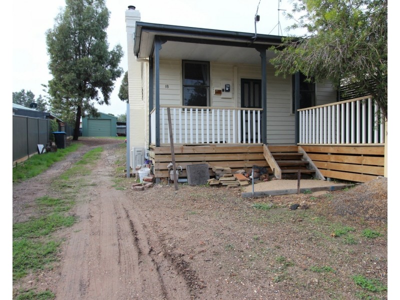 18 Frederick Street, North Bendigo VIC 3550