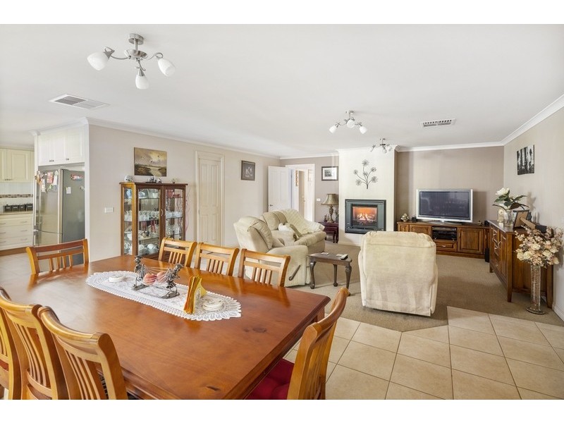 69 Amara Way, Kangaroo Flat VIC 3555