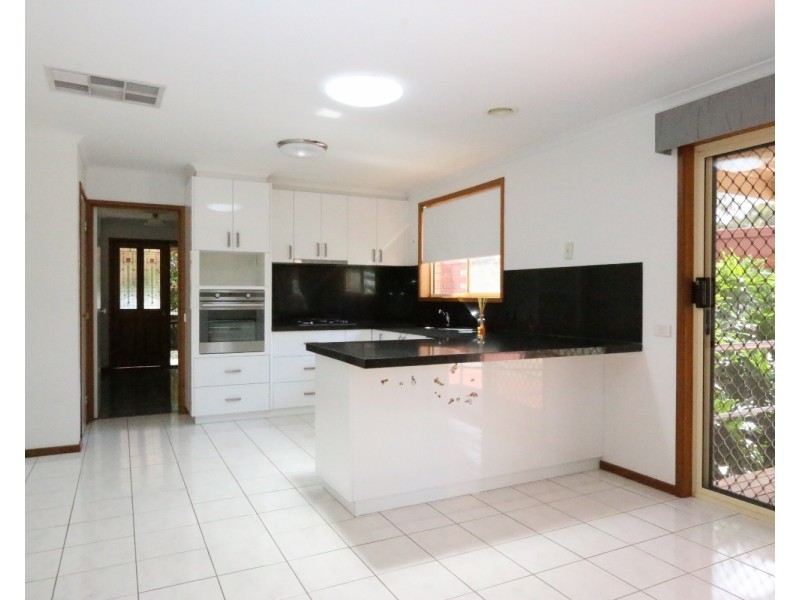 7 Magazine Boulevard, Golden Square VIC 3555