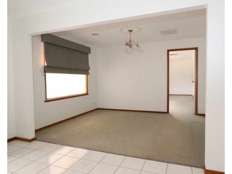 7 Magazine Boulevard, Golden Square VIC 3555