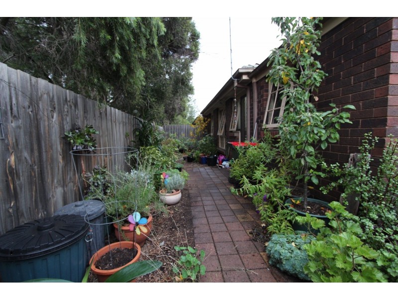 4/26 Rodney Street, Quarry Hill VIC 3550