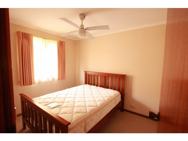 1/85 Simpsons Road, Eaglehawk VIC 3556