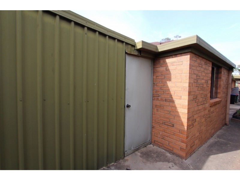 1/85 Simpsons Road, Eaglehawk VIC 3556