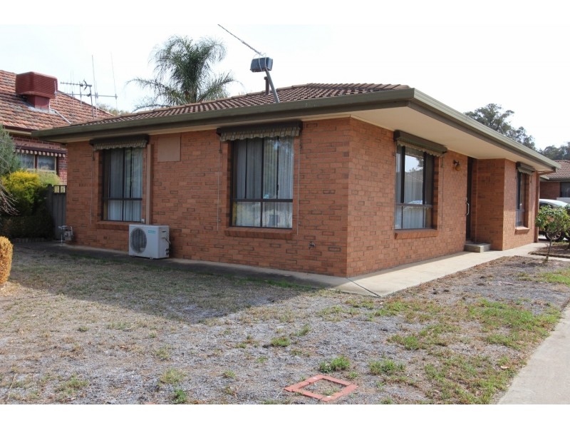 1/85 Simpsons Road, Eaglehawk VIC 3556