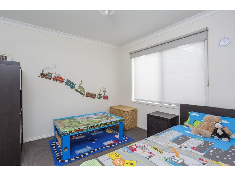 4 Lorna Court, White Hills VIC 3550