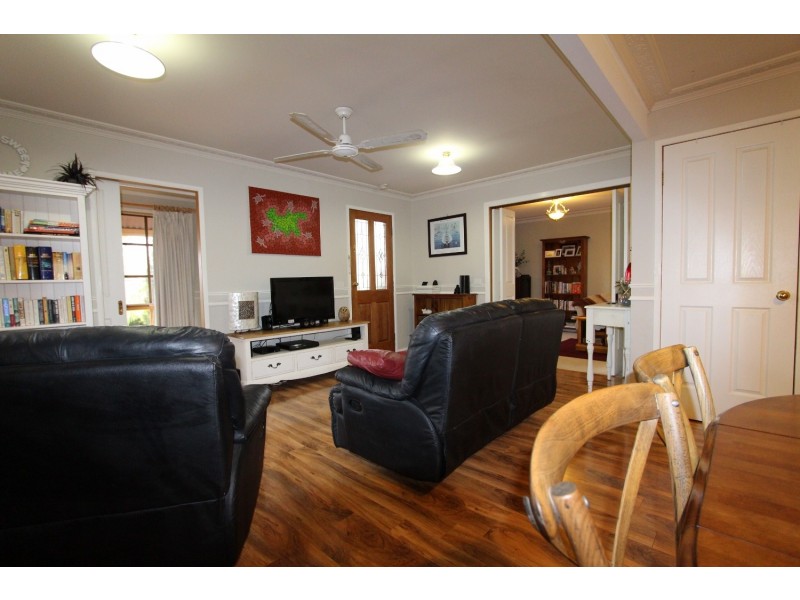 28 Saxby Drive, Strathfieldsaye VIC 3551