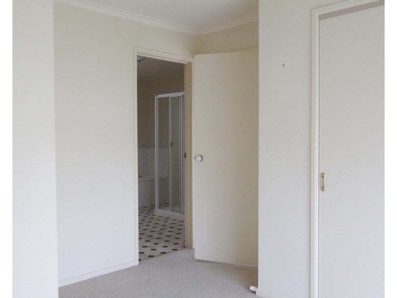 20a Browning Street, Kangaroo Flat VIC 3555
