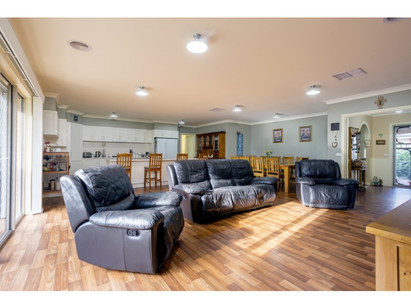 25 Athena Way, Strathfieldsaye VIC 3551