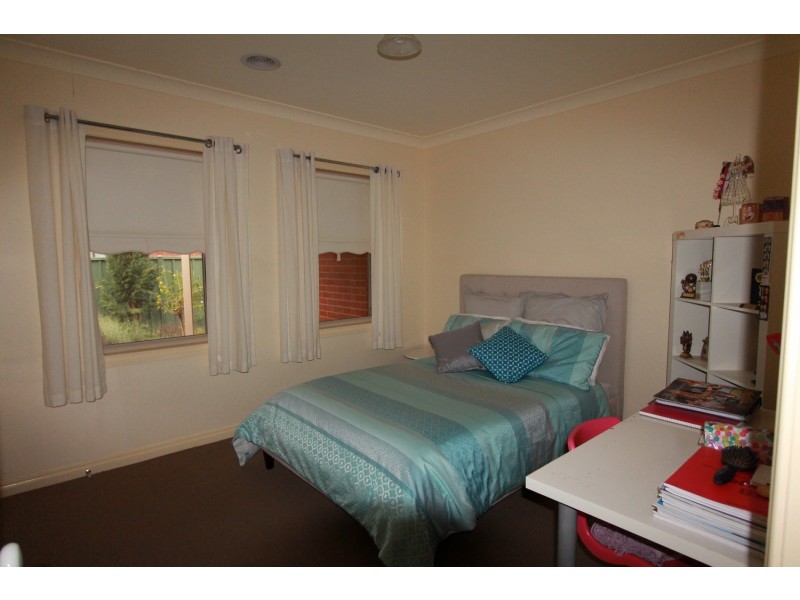 25 Athena Way, Strathfieldsaye VIC 3551
